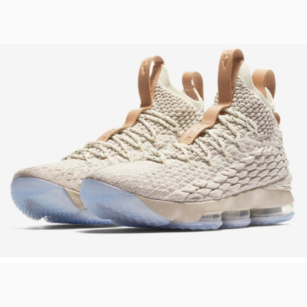 Nike LeBron 15 GHOST EDITION XV String NEW - Picture 1 of 8